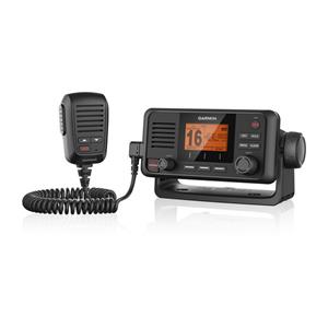 VHF 215i - Námorná vysielačka s GPS+NMEA 2000